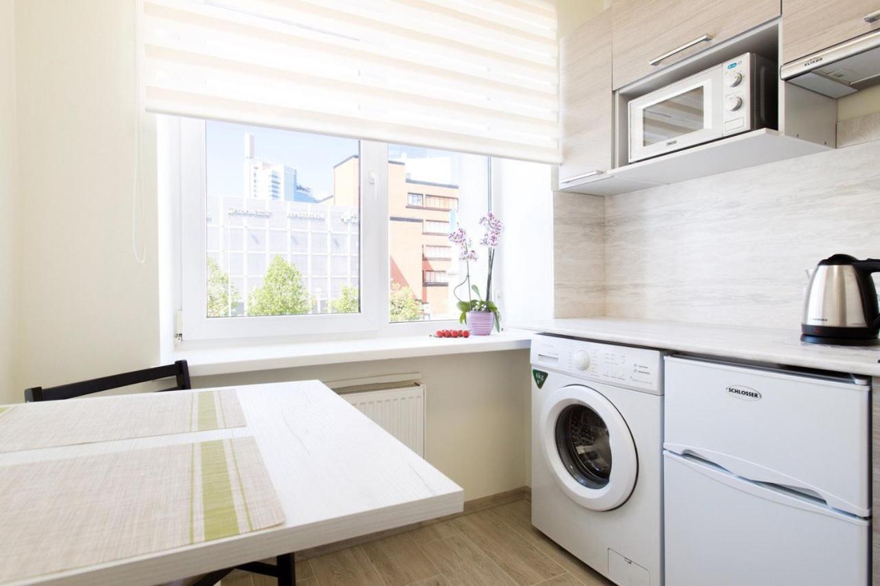 Sunny Apartment Near Bus Station Tallinn Eksteriør billede
